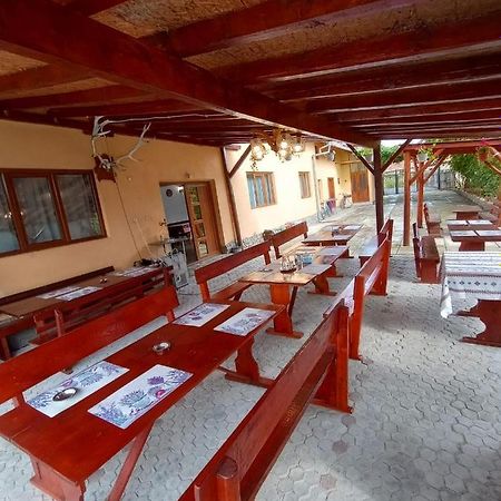 Pensiune -Cazare -Restaurant Casa Deni Răşinari Exteriér fotografie